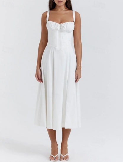 Elegant sleeveless dress with front slit